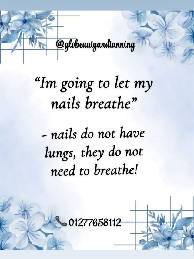 Book for your nails now! 📞 01277658112 #billericaynails #christmasnails❤️ #glitterbels #essexnailsandbeauty #bookinwithus