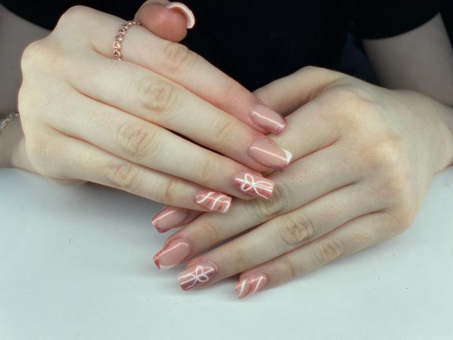 Christmas nails done by Kayleigh😍 get your Christmas nails booked in now!! Spaces are filling up fast🥰#christmastime #christmas #beauty #essex #beautycare