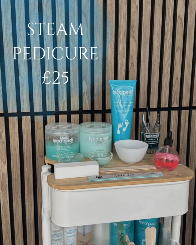 Steam Pedicure £25 with gel/polish included 🌸🫶🏻✨
Book Now 🌟
📞 01277 658112