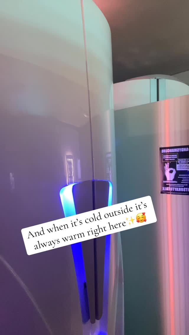 Feeling chilly? Pop into GLO for a sunbed to warm you right up. Located in Billericay. #billericay #salon #beauty #tanning