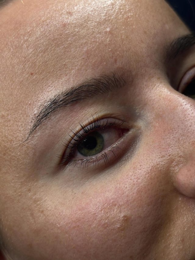 swipe for the before 👀
how unreal are the results from the Korean Lash Lift🌸
Call us on 01277 658112 to get you booked in and get patch tested sorted if not had one 🥰🫶🏻

Korean Lash Lift By Lily🌟